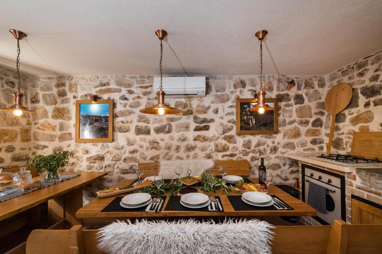 Stone Villa Miandri Sukošan Dış mekan fotoğraf